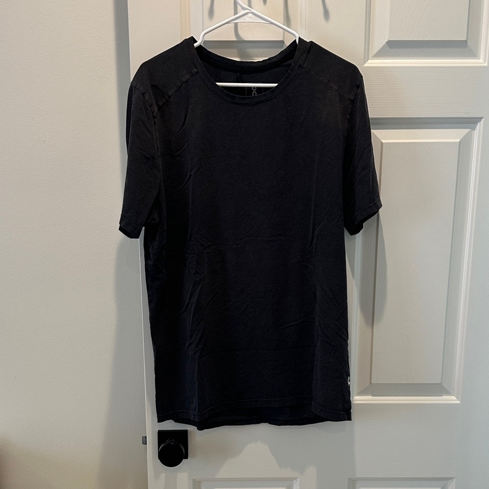 Classic Black Short Sleeve Men's Tee
